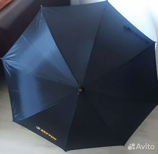 Зонт новый фирменные с деревянной ручкой