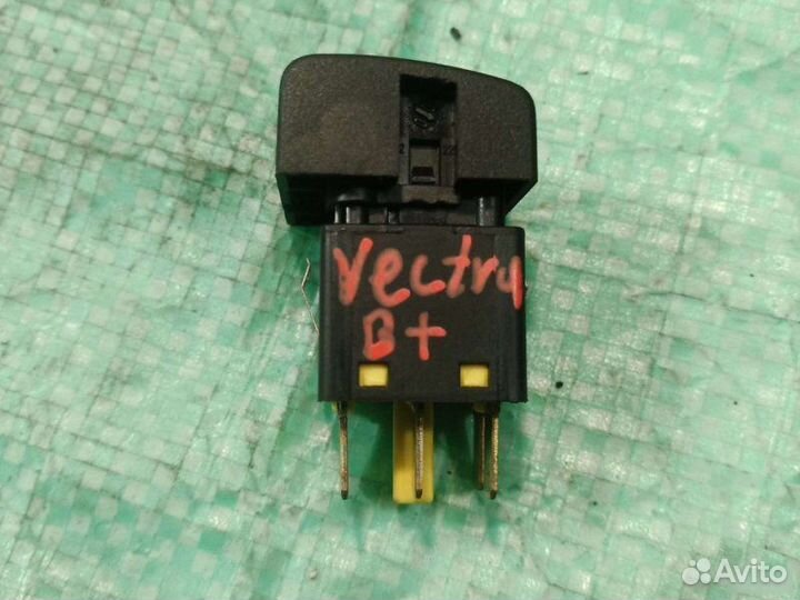 Кнопка подогрева стекла задняя Opel Vectra B