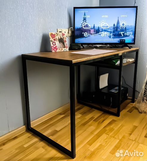 Компьютерный стол в стиле лофт, стол