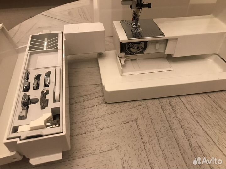 Швейная машина “Micron” Classic 1019