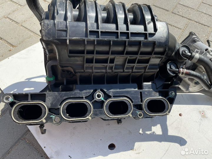 Коллектор впускной на хундай Солярис