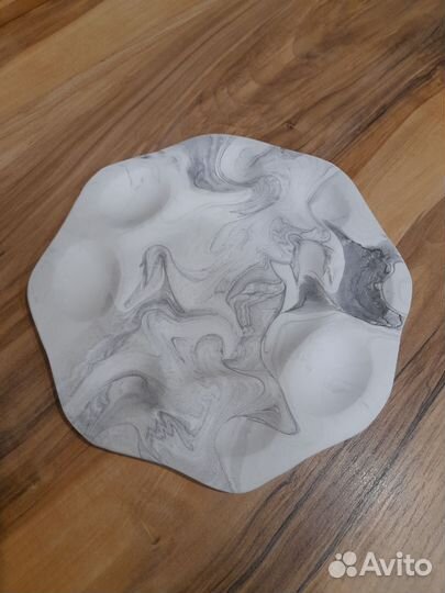 Тарелка для пасхальных яиц и кулича