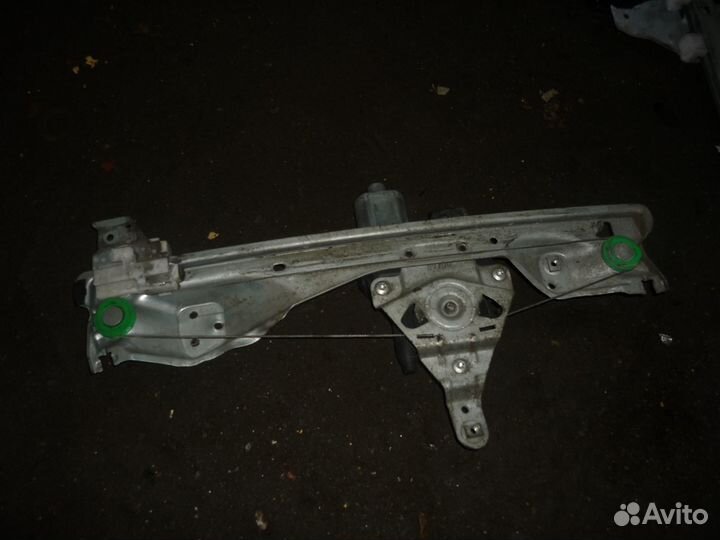 Стеклоподъемник электр. задний левый Пежо 308