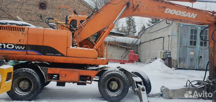 Услуги гусеничного и колёсного экскаватора