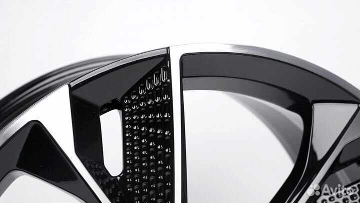 Диски колесные кованые Audi Style R18