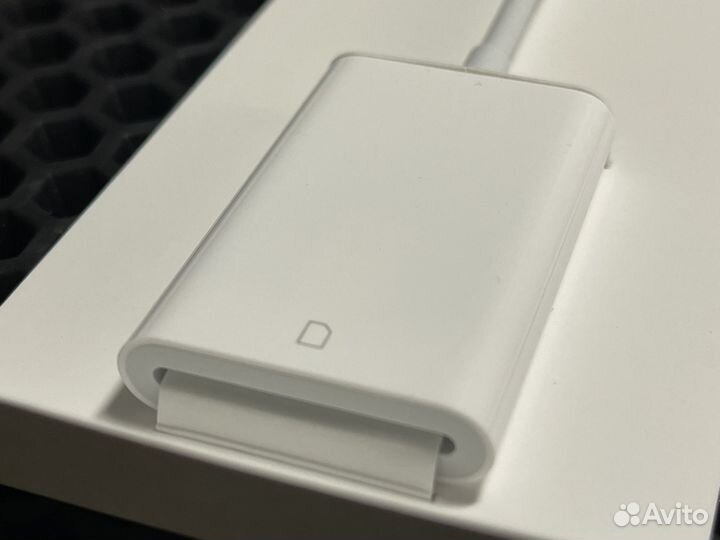 Переходник, адаптер Apple USB-C to SD Card