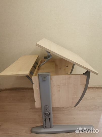 Детский письменный стол бу