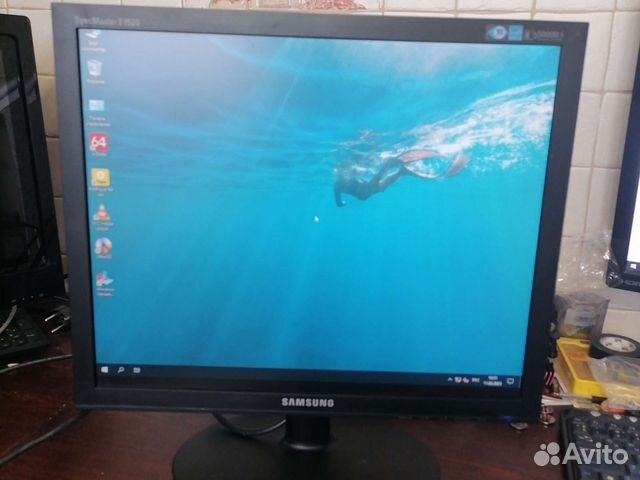 ЖК монитор 19