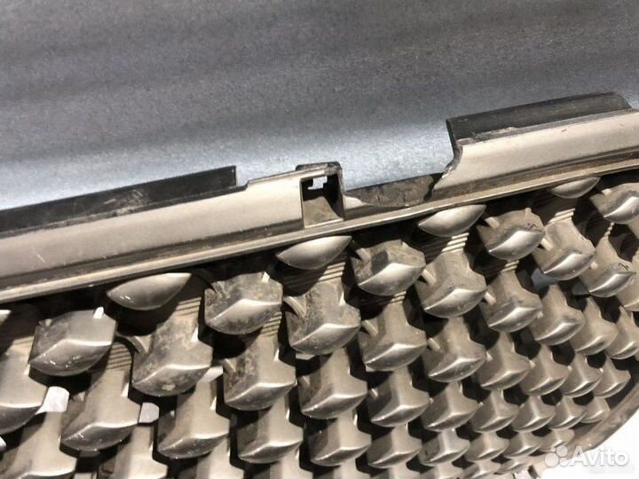 Решетка радиатора Kia Sorento 3