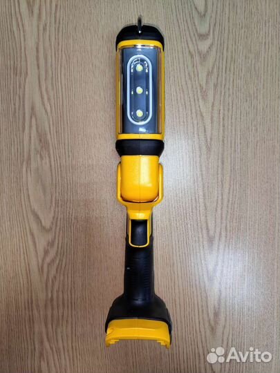 Фонарь DeWalt DCL050