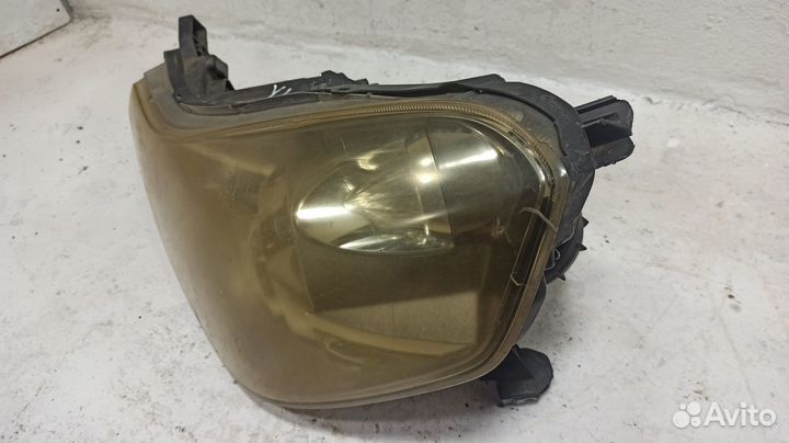 Фара левая ксенон Nissan Wingroad / AD Y12