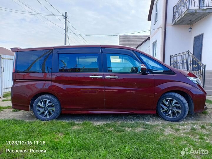 Honda Stepwgn 1.5 CVT, 2017, 122 000 км