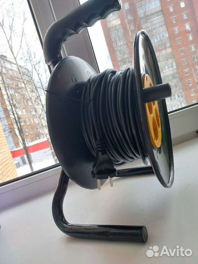 Удлинитель на катушке