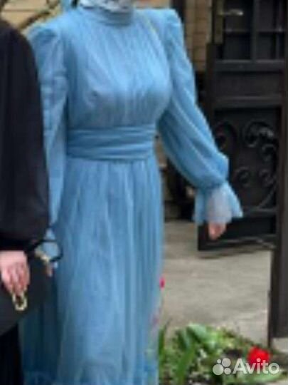 Вечернее платье