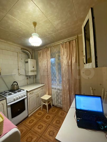 2-к. квартира, 50 м², 2/5 эт.