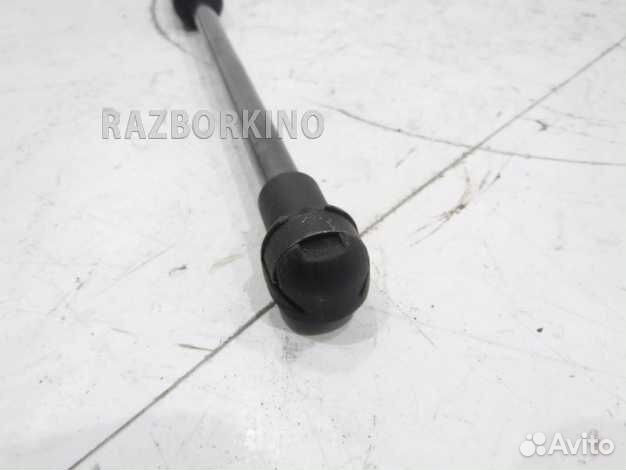 Амортизатор двери багажника