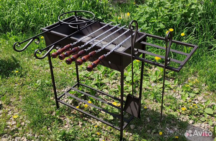 Мангал «Дачный» с боковой подставкой