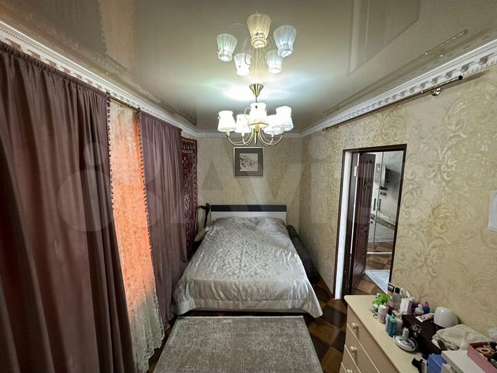 2-к. квартира, 42 м², 3/3 эт.