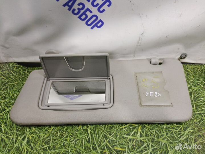 Козырек солнцезащитный левый Infiniti Fx35