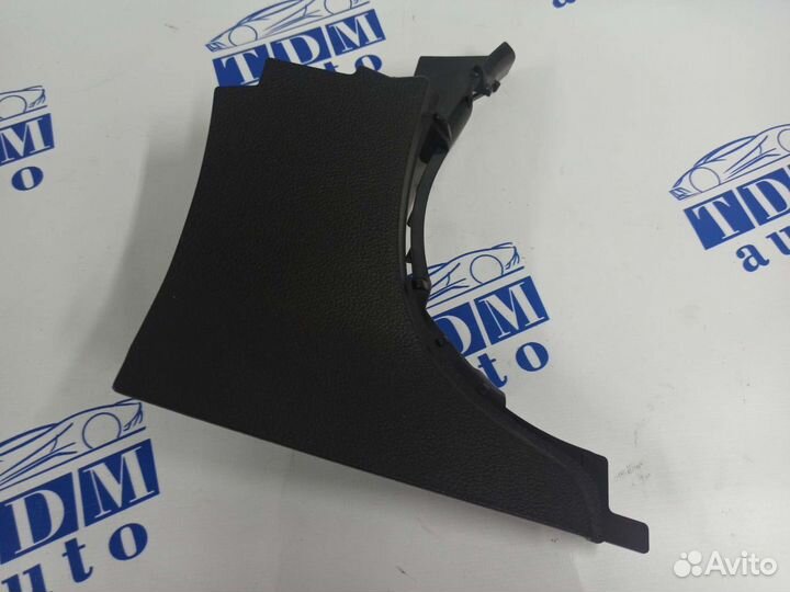 Пластик салона Nissan Altima L32