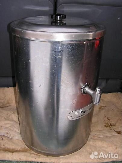 Диспенсер,кулер для воды