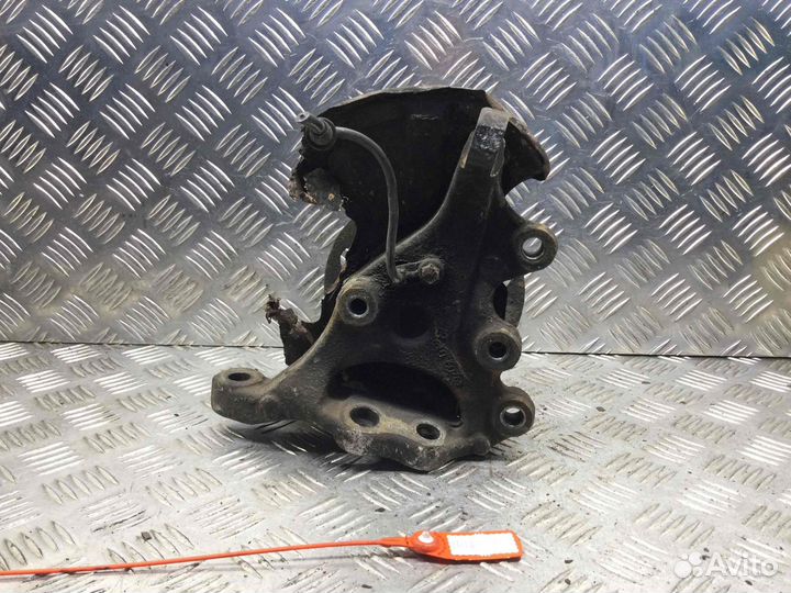 Ступица передняя правая Mercedes C-klasse 611962