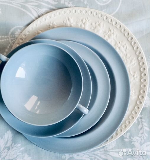Тарелки чашки бульонницы Wedgwood винтаж Англия