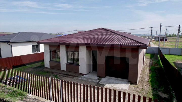 Коттедж 182,3 м² на участке 6 сот.