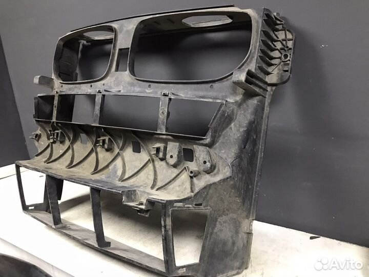 Панель радиаторов BMW X5 E70