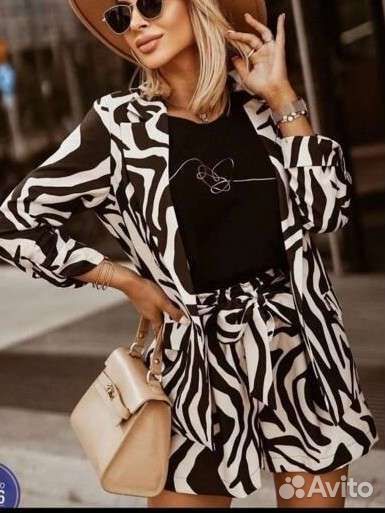 Костюм женский