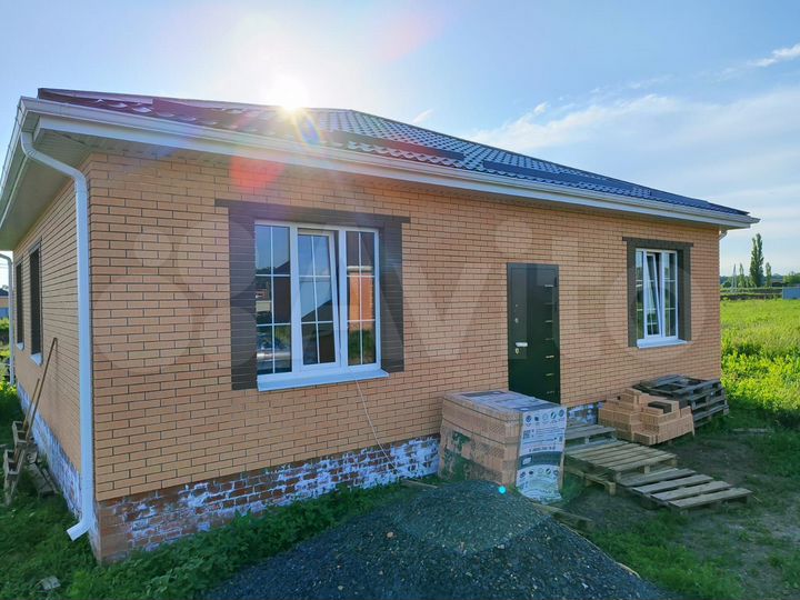 Дом 100 м² на участке 5 сот.