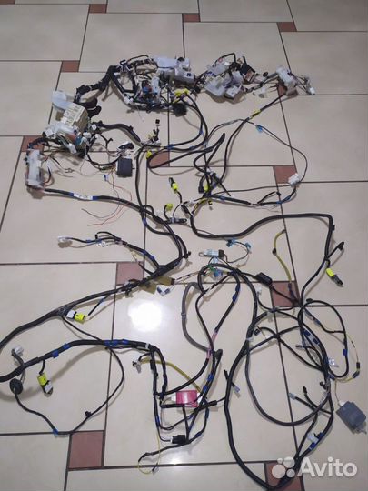 Проводка Toyota Corolla 2011 1.8 ат