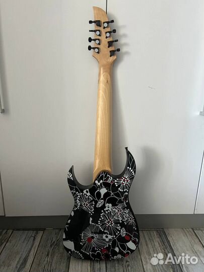 Электрогитара