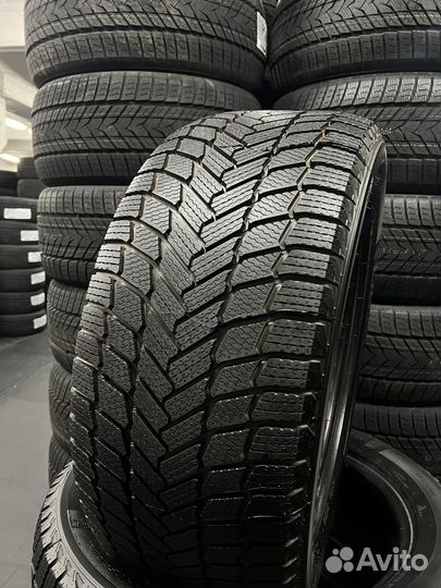 Michelin X-Ice Snow SUV 295/45 R20 111H