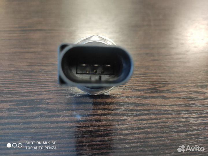 Датчик давления топлива Bmw 750Lix F02 N63 4.4I