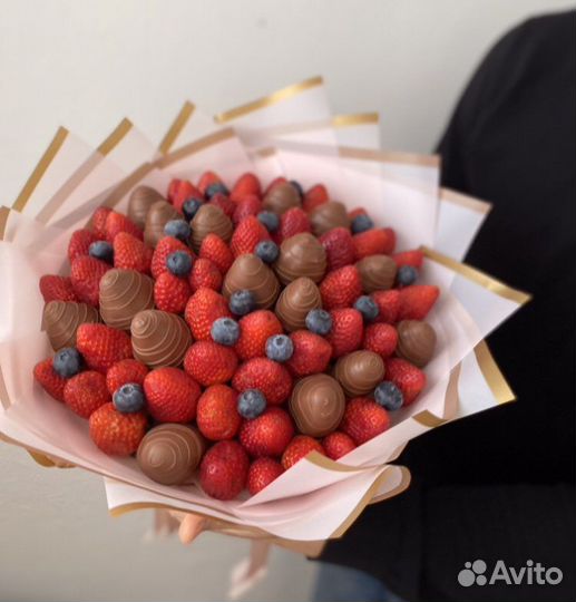 Букеты из клубники, клубника в шоколаде