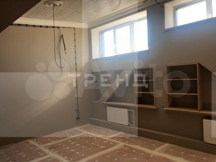 Продам офисное помещение, 225.7 м²