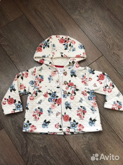 Кофточка на девочку Carter’s