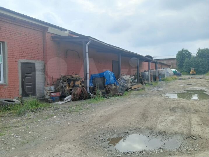 База, производство, склад, 1 850 м² уч. 1 Га