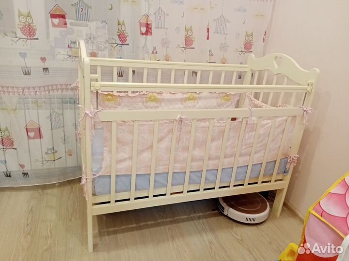 Детская Кровать с матрасом и постельным бельем