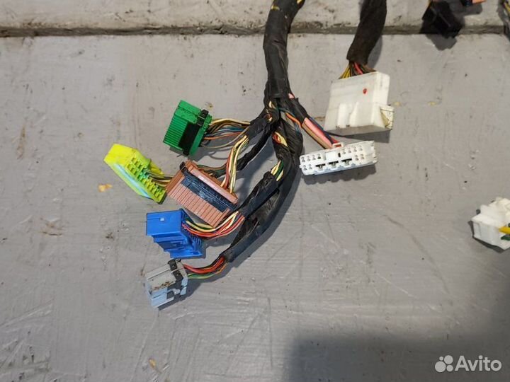 Проводка салона Kia Sorento G4KE 2009