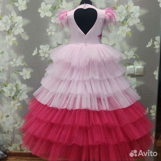 Новое нарядное пышное розовое платье 116, 122