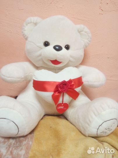 Плюшевый медведь