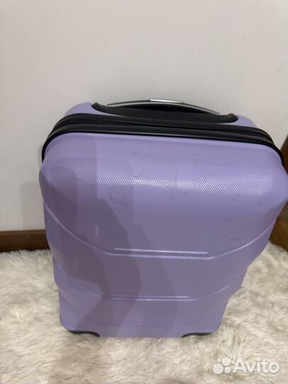 Чемодан ручная кладь 40 30 20