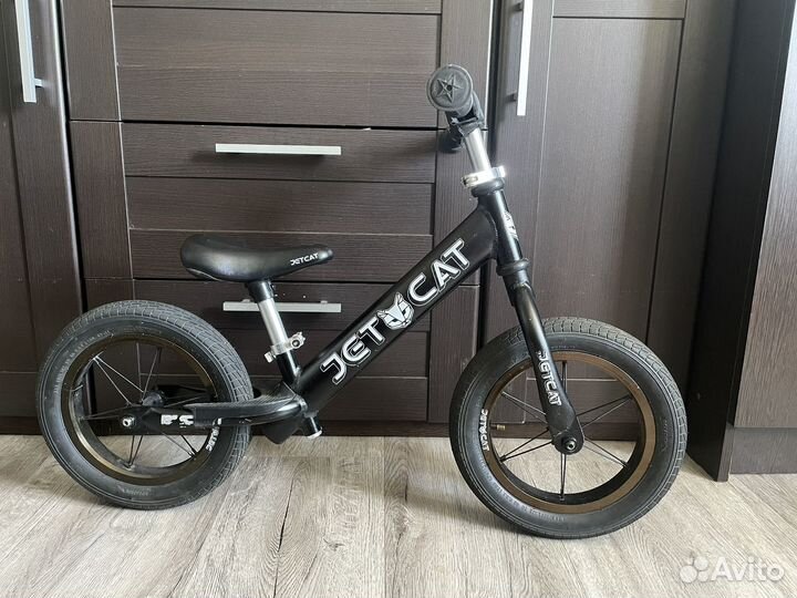 Беговел jetcat 12 sport SLT