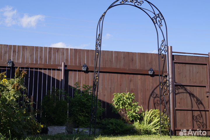 Арка металлическая кованая для вьющихся растений