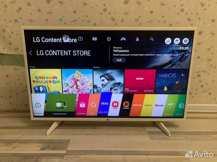 White 110см SMART LG 43UH619V