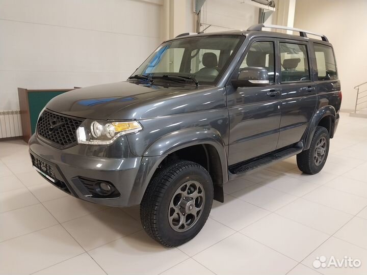 УАЗ Patriot 2.7 МТ, 2024