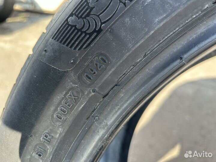 Michelin Pilot Sport 4 295/40 R21