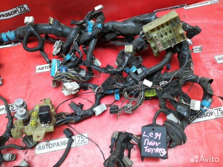 Коса под торпедо Toyota Land Cruiser HDJ81 1HDT